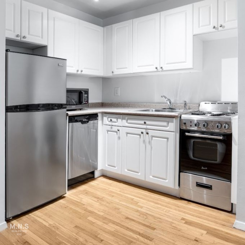 309 West 30th Street 9-D Chelsea New York NY 10011