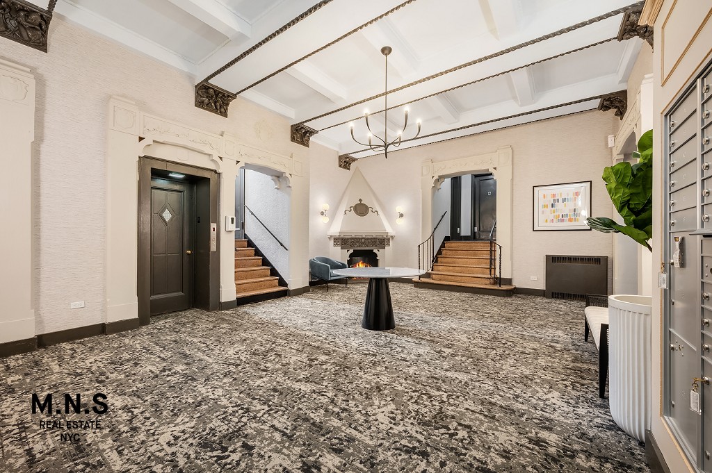 800 East 17th Street 1-E Ditmas Park Brooklyn NY 11230