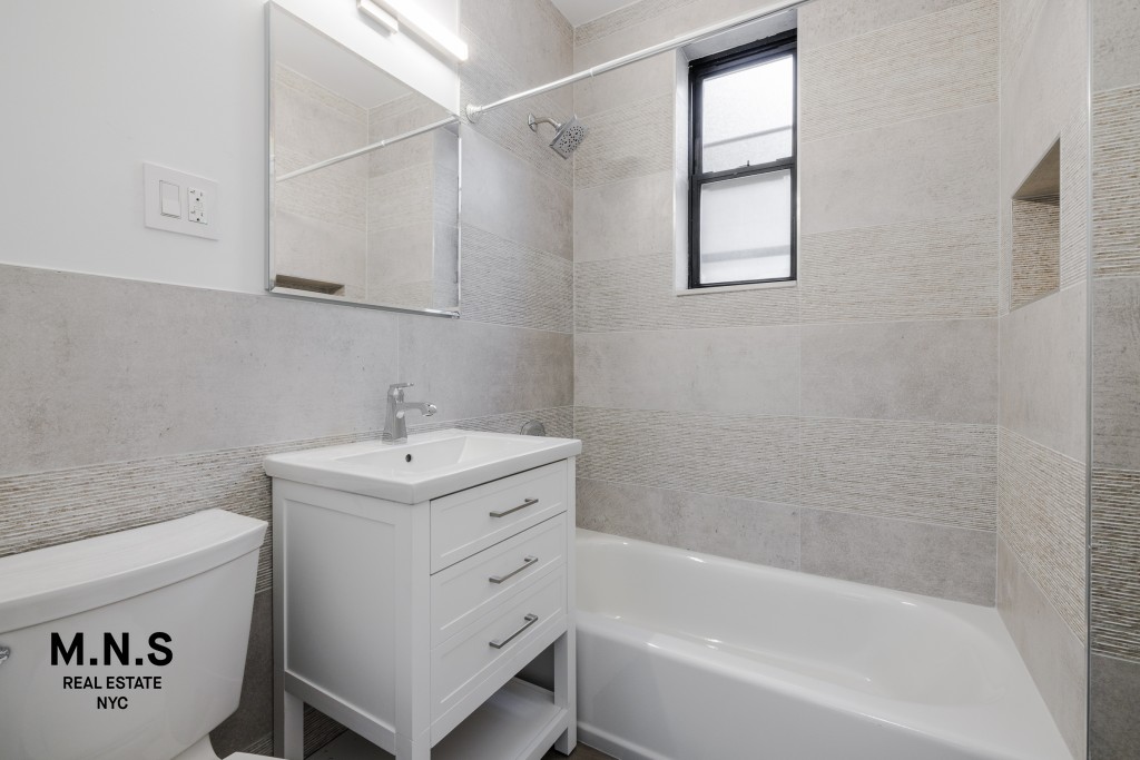 800 East 17th Street 1-E Ditmas Park Brooklyn NY 11230
