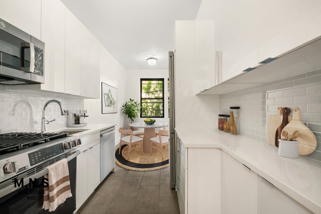 800 East 17th Street 5-A Ditmas Park Brooklyn NY 11230