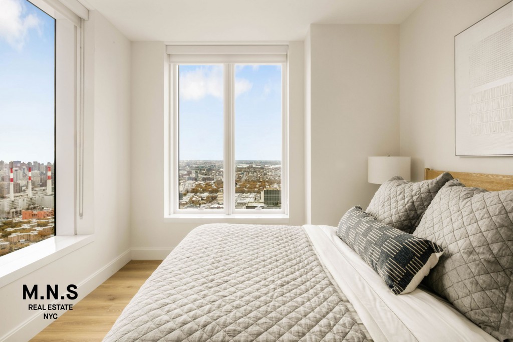 23-15 44th Road 50-D Long Island City Queens NY 11101