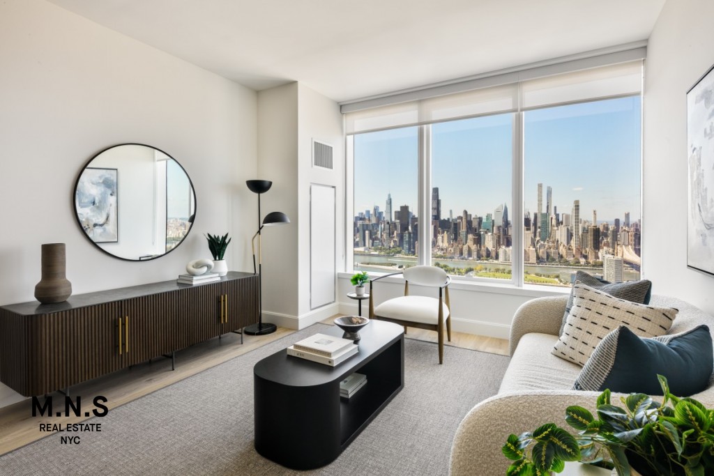 23-15 44th Road 64-J Long Island City Queens NY 11101