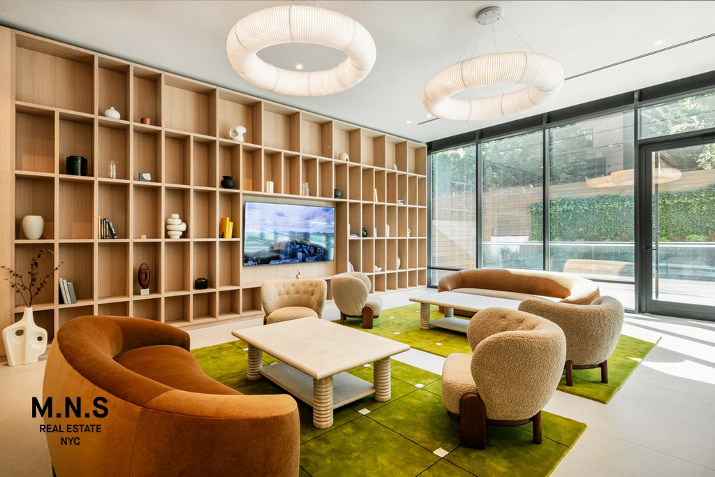 880 Atlantic Avenue 2-A Prospect Heights Brooklyn NY 11238