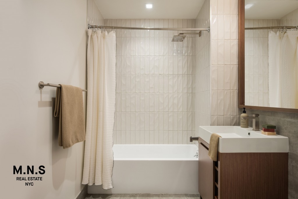 19 Rockwell Place 9-G Fort Greene Brooklyn NY 11217