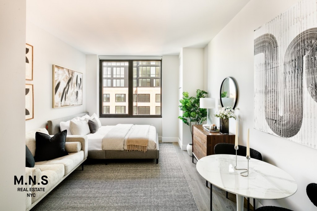 54 Crown Street 1505 Crown Heights Brooklyn NY 11225