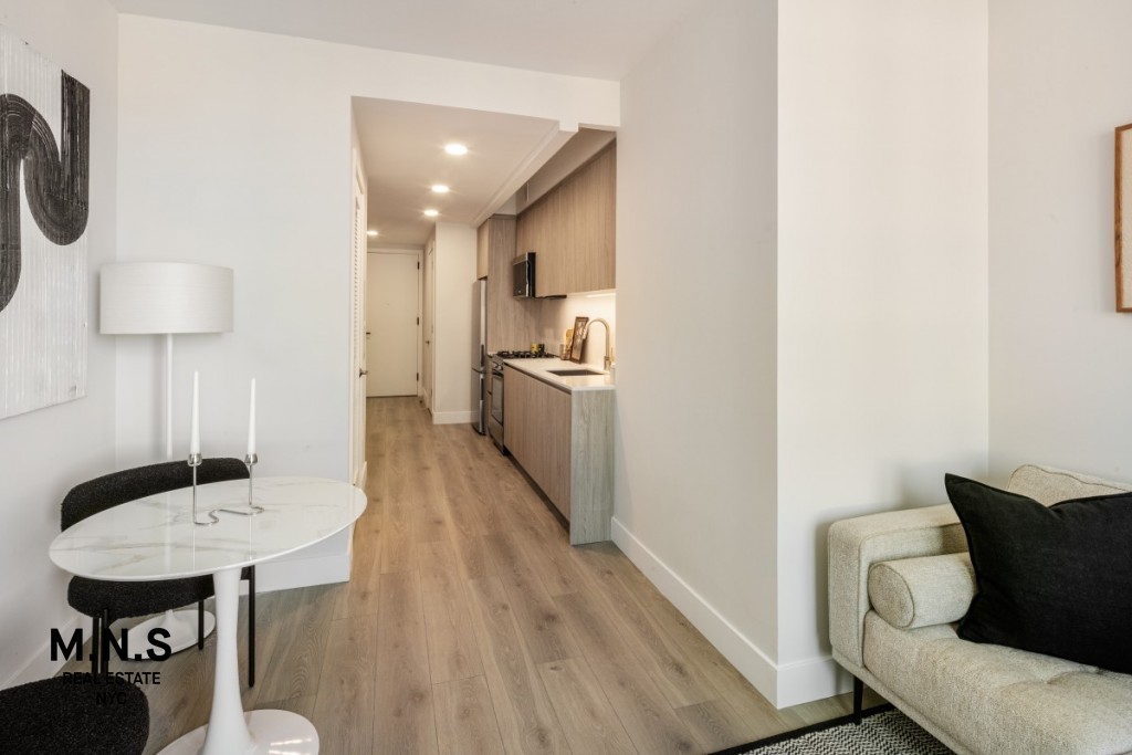 54 Crown Street 1505 Crown Heights Brooklyn NY 11225