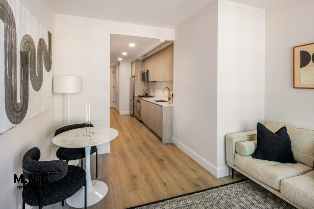 54 Crown Street 1505 Crown Heights Brooklyn NY 11225