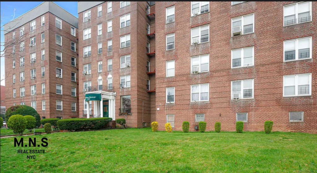 143-25 84th Drive 5-B Briarwood Queens NY 11435