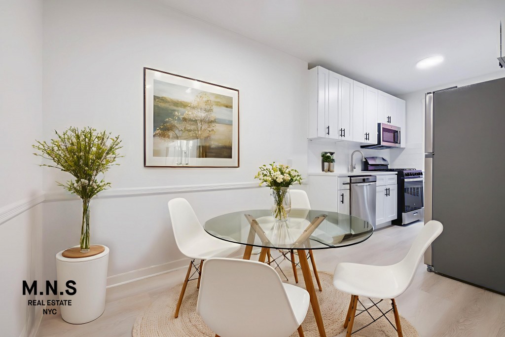 143-25 84th Drive 5-B Briarwood Queens NY 11435