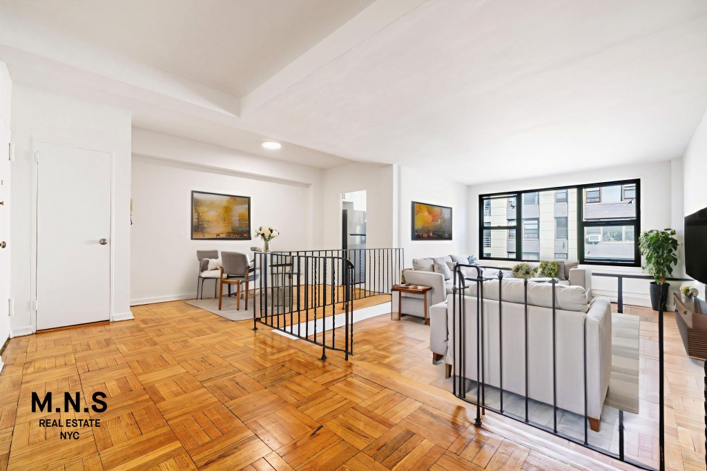 98-51 64th Avenue Forest Hills Queens NY 11374