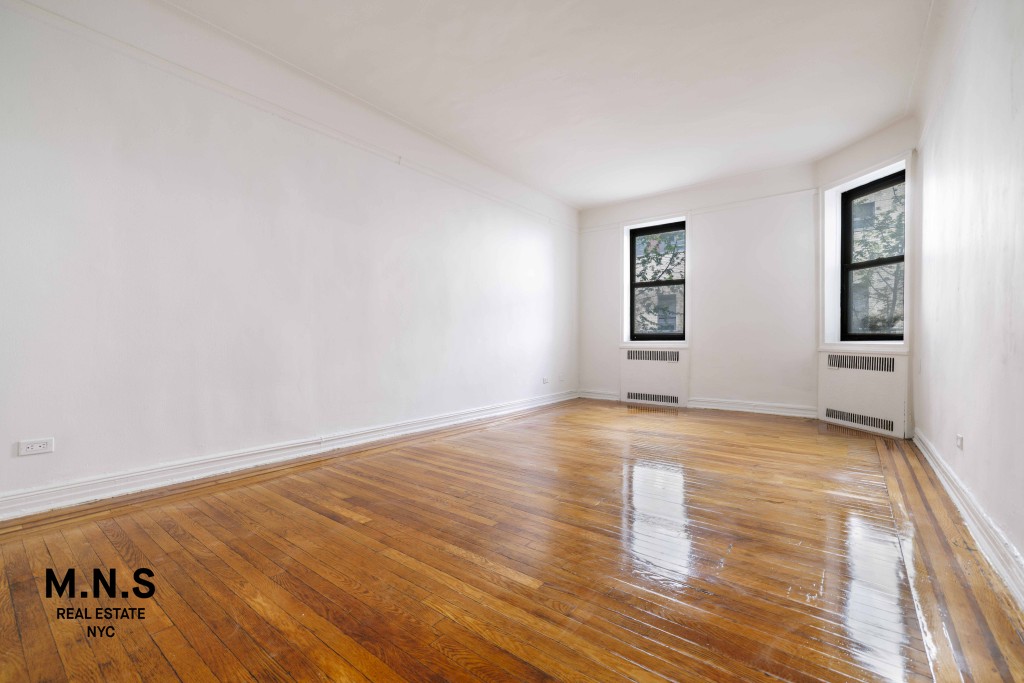 155-01 90th Avenue 1-K Jamaica Queens NY 11432