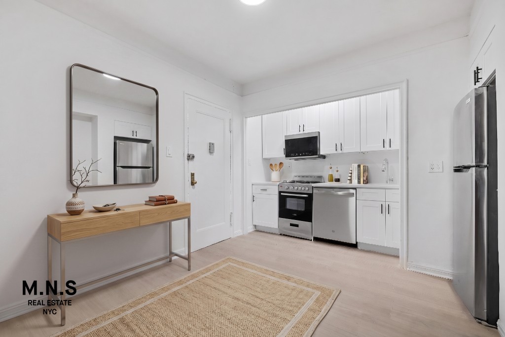 155-01 90th Avenue 3-A Jamaica Queens NY 11432