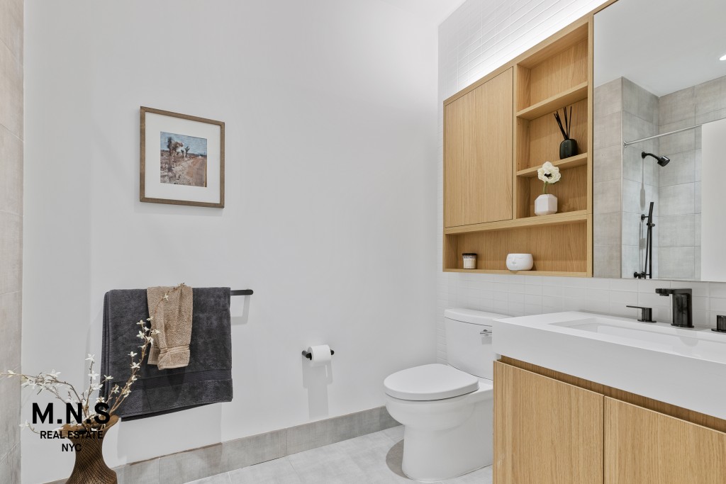 200 Montague Street 16-E Brooklyn Heights Brooklyn NY 11201