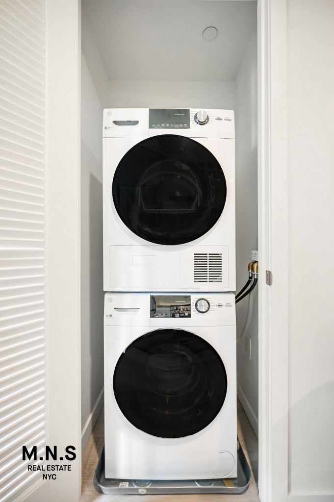 98-10 63rd Road 1612 Rego Park Queens NY 11374