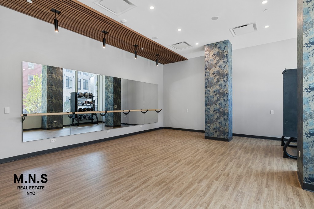 65 Dupont Street 517 Greenpoint Brooklyn NY 11222