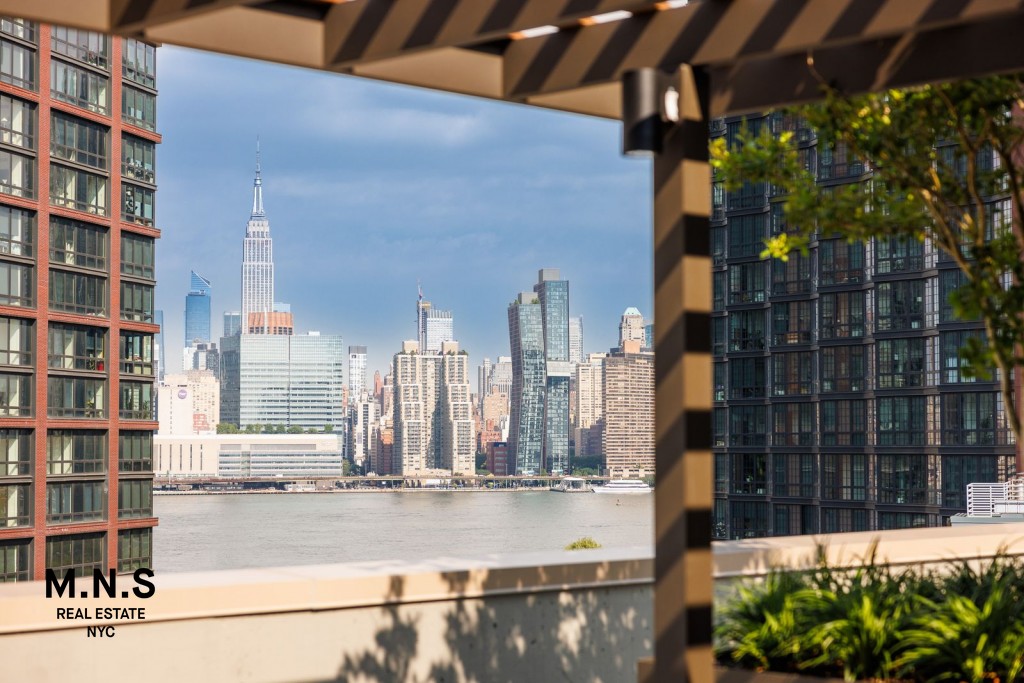 65 Dupont Street 215 Greenpoint Brooklyn NY 11222