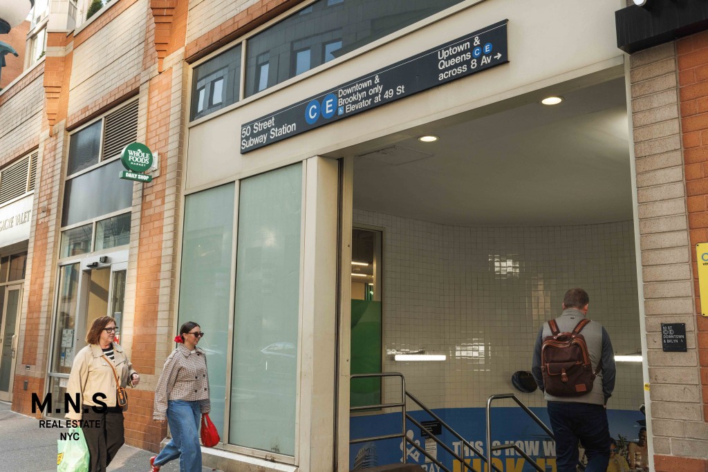 306 West 48th Street 32-A Clinton New York NY 10036