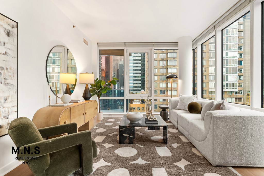 306 West 48th Street 26-A Clinton New York NY 10036