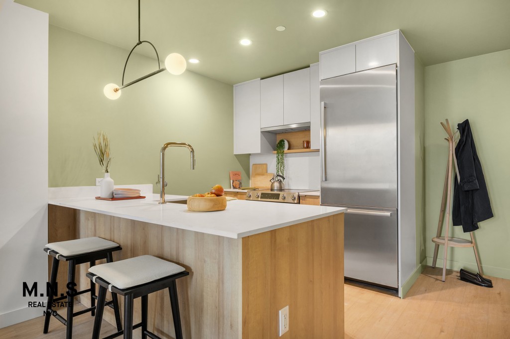 1975 Madison Avenue 114 East Harlem New York NY 11225