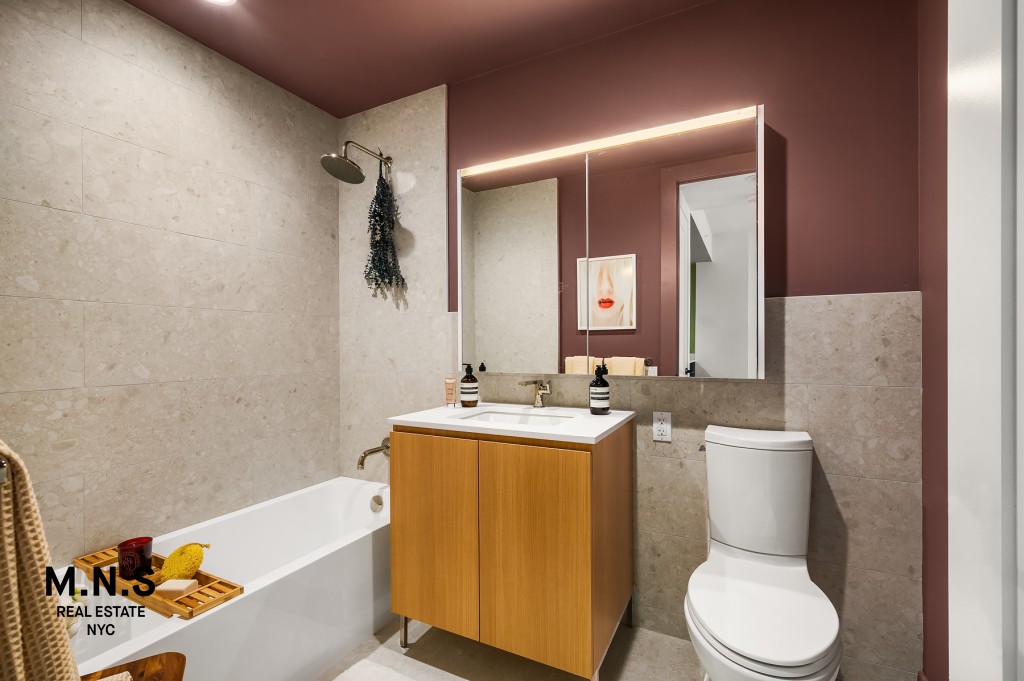 1975 Madison Avenue 315 East Harlem New York NY 11225