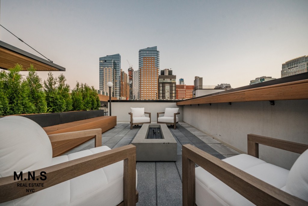 260 Gold Street 106 Downtown Brooklyn NY 11201