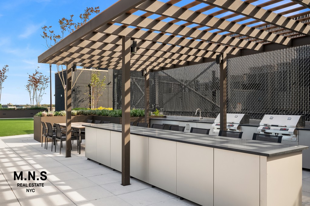 65 Dupont Street Greenpoint Brooklyn NY 11222