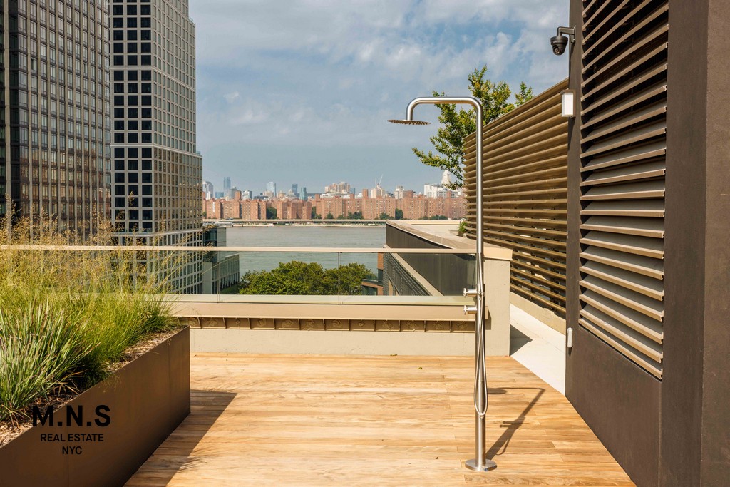 65 Dupont Street Greenpoint Brooklyn NY 11222