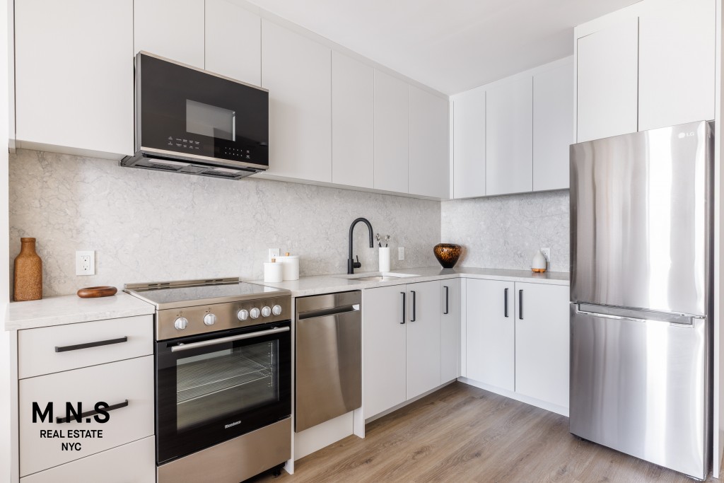 75 Dupont Street 708 Greenpoint Brooklyn NY 11222