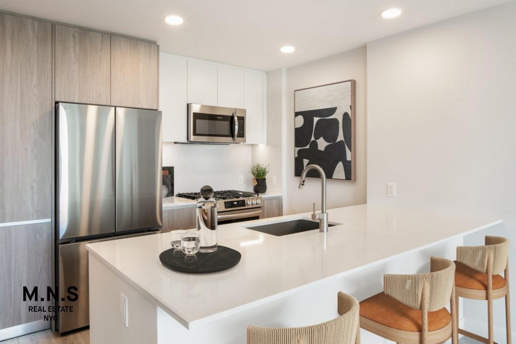54 Crown Street 907 Crown Heights Brooklyn NY 11225