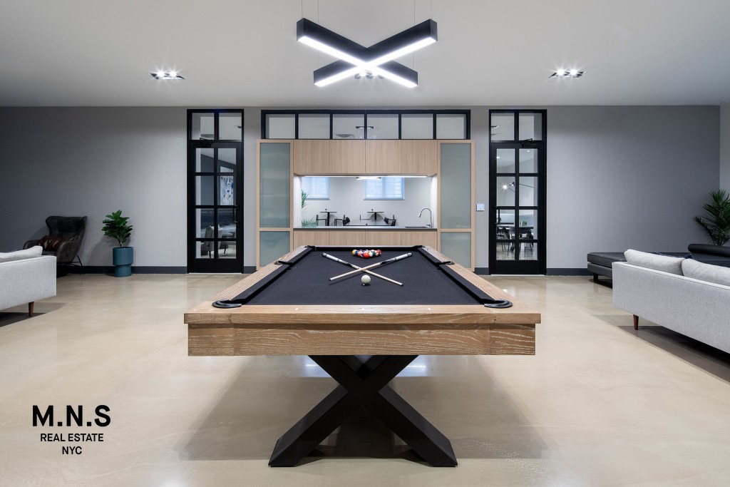 176 Woodward Avenue 334 Ridgewood Queens NY 11385