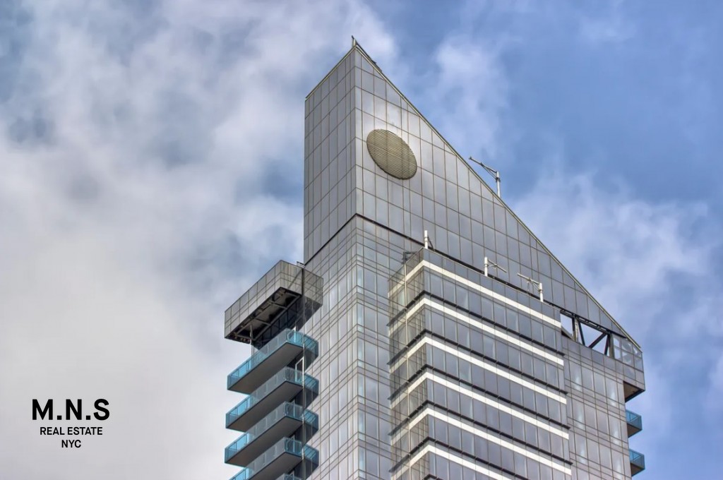 306 West 48th Street 34-C Clinton New York NY 10036