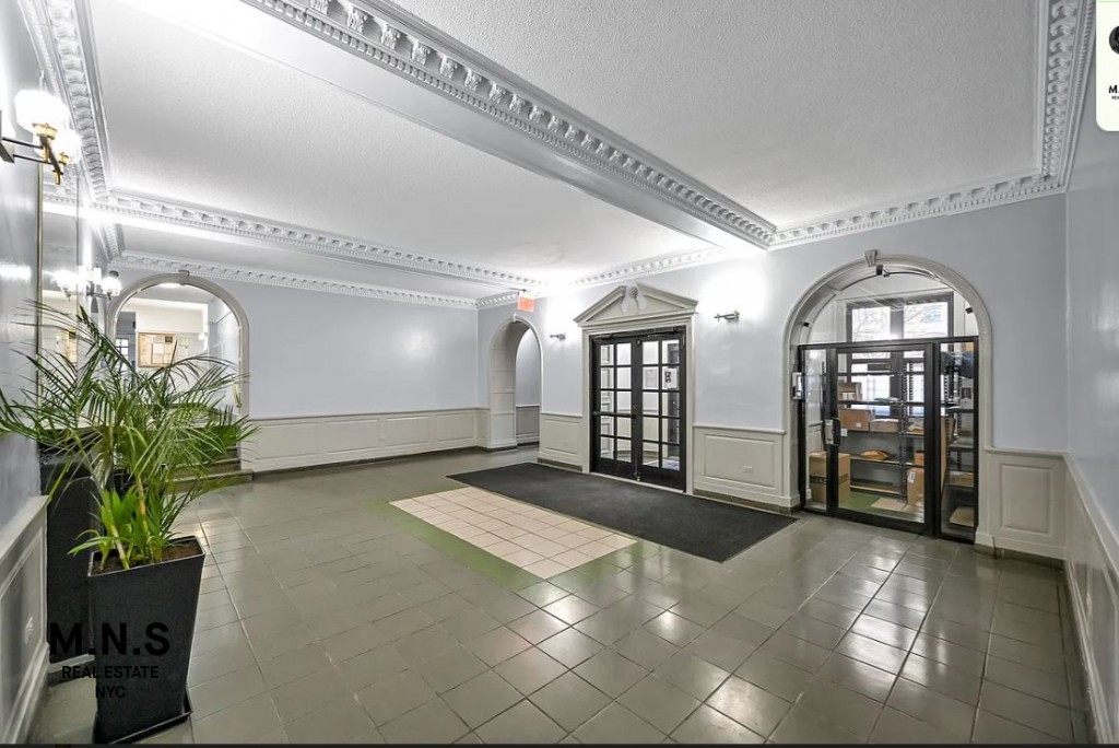 155-01 90th Avenue 1-K Jamaica Queens NY 11432